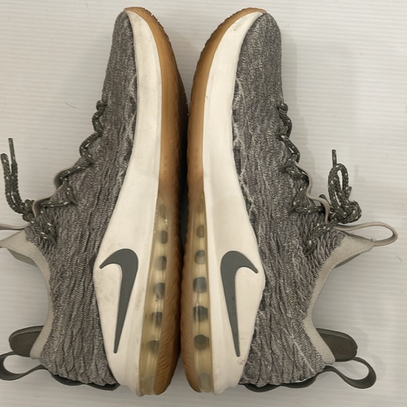 NIKE LEBRON 15 LOW LIGHT BONE RUNNING SNEAKERS MEN SIZE 13 - Picture 12 of 16